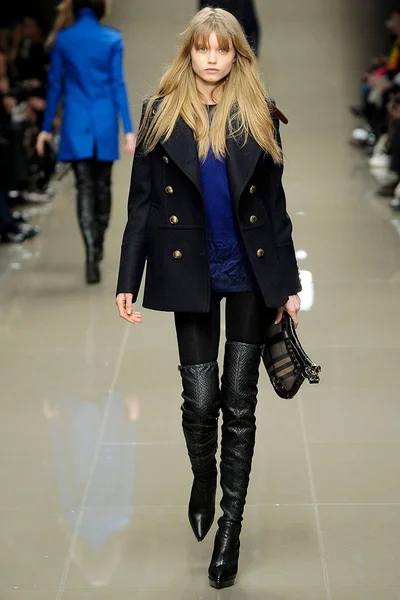 Look 24